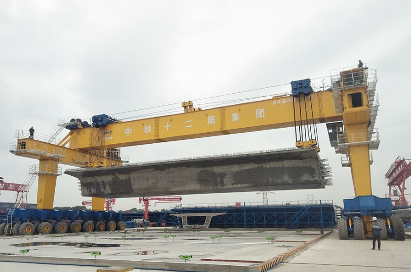 ME250+250T高鐵提梁機(jī)租賃廠家告訴你，這樣做可避開裝卸時(shí)的麻煩