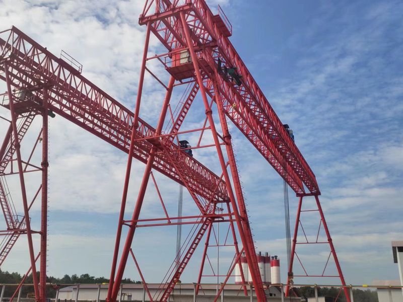 湖南株洲醴婁高速M(fèi)G100/10T-43M-14M龍門吊MH10T-40M-9M電動葫蘆龍門吊