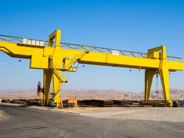 龍門(mén)吊門(mén)式起重機(jī)如何進(jìn)行日常維護(hù)保養(yǎng)？