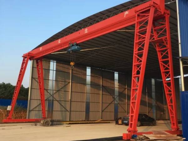 龍門吊保持視野清晰對(duì)避免盲區(qū)至關(guān)重要，你了解如何做到嗎？